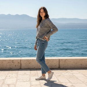 Women's Vintage Billabong Coastal White Crew Neck Crop waist length Sweater S